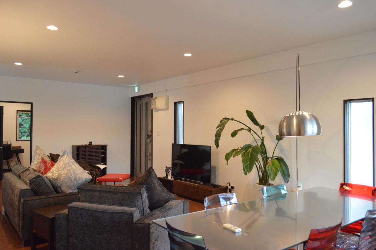 Apartmán White Reef Uruma Exteriér fotografie